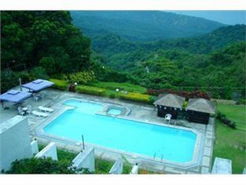 Days Hotel Tagaytay Тагайтай Экстерьер фото