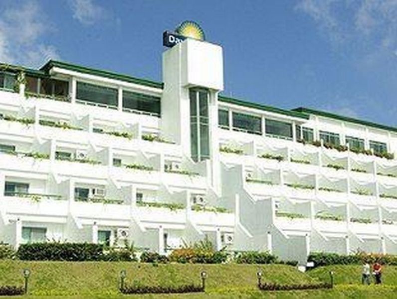 Days Hotel Tagaytay Тагайтай Экстерьер фото
